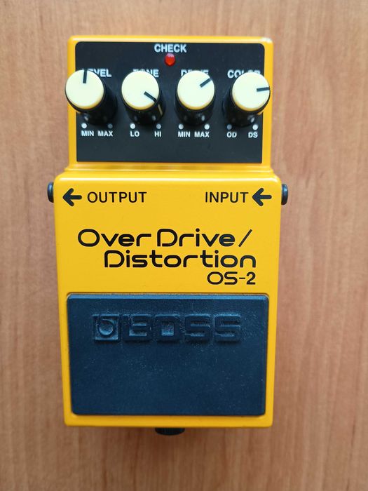 BOSS OS-2 overdrive / distortion