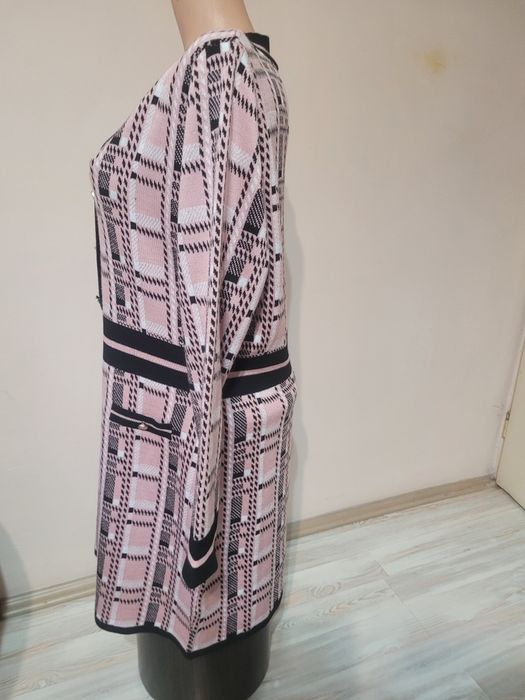 Sukienka sweterkowa elegancka 48/50