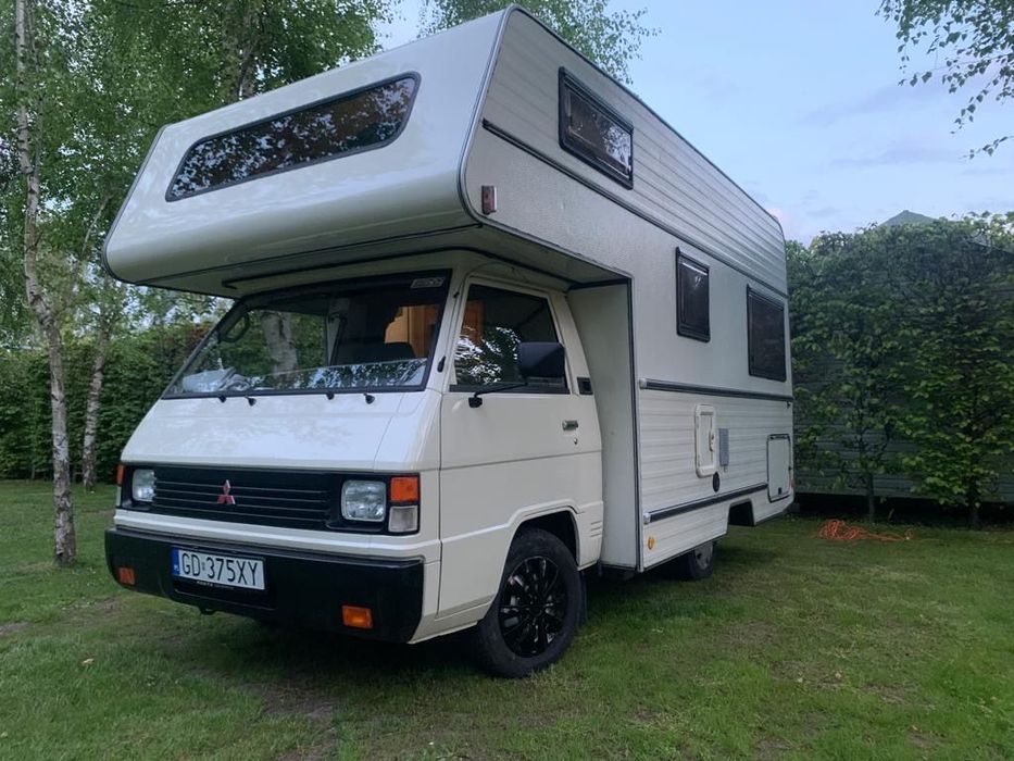 Mitsubishi L300  Mitsubishi L300 Kamper