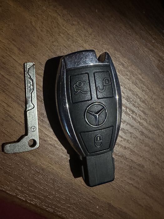 Ключ мерседес оригинал