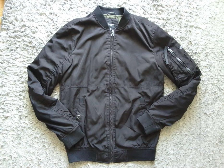 Kurtka bomberka Pull Bear r.S