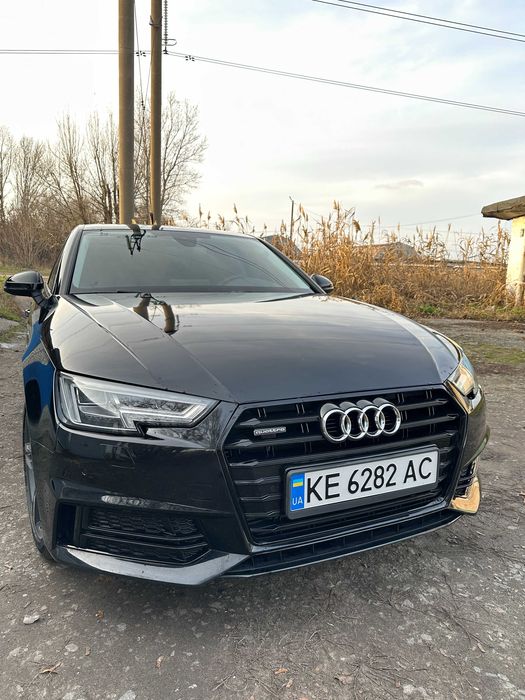 Audi A4 B9 2017 г
