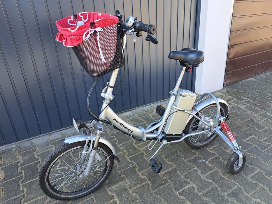 Rower elektryczny czterokolowy skladany