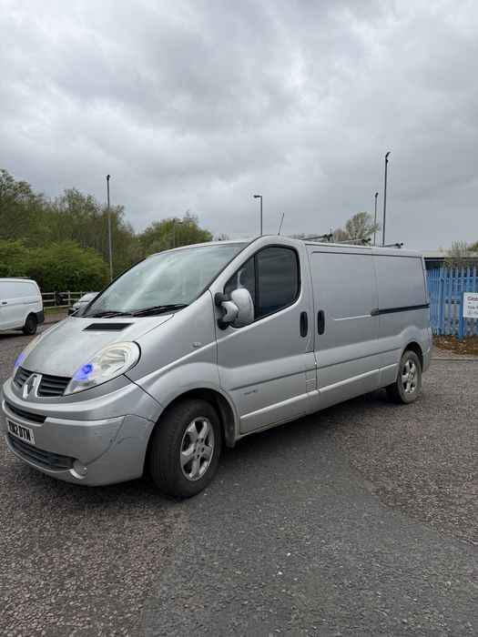 renault traffic 2.0 2012