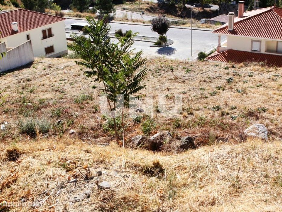 Lote de Terreno Urbano para venda no Teixoso, Covilhã!
