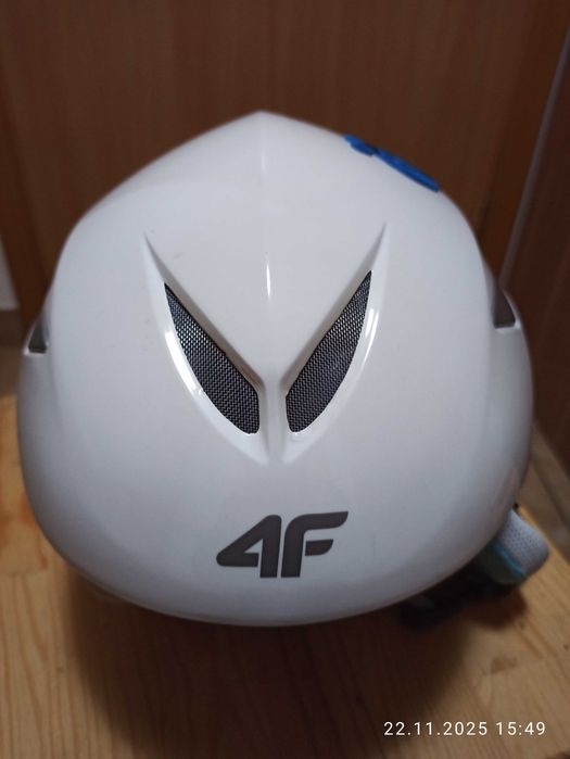 Kask narciarski dla dzieci 4F