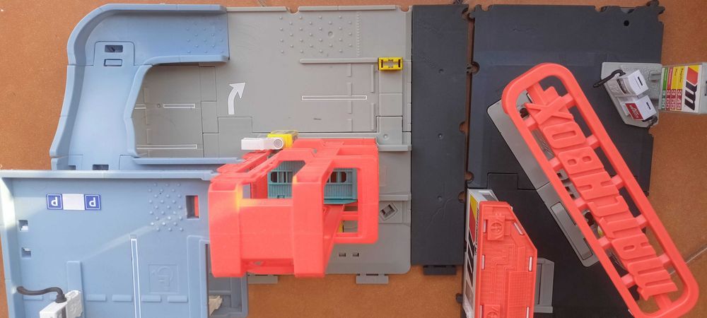 Matchbox - wielopoziomowy parking