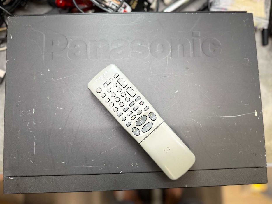 Magnetowid Panasonic NV-HD600 4głowice Hi-Fi Stereo Super Drive.