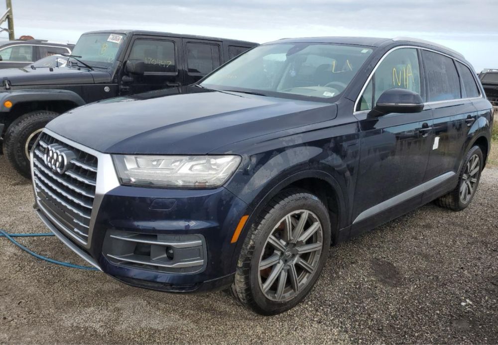 Audi Q7 4M 3.0 Розборка шрот Запчастин Разборка двери криля четверти