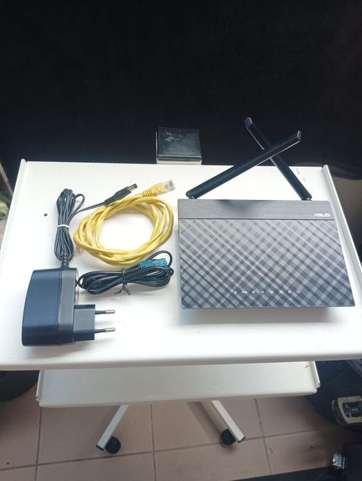 Modem ,Router Asus DSL DSL-N12E_C1