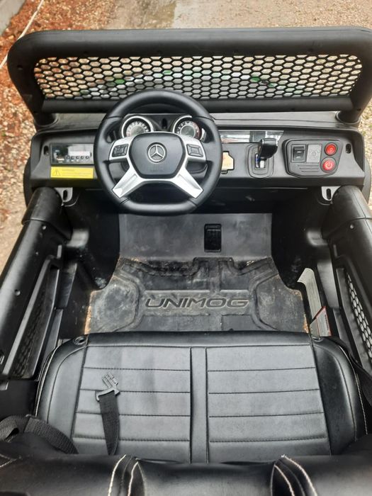 Samochód elektryczny dla dzieci mercedes