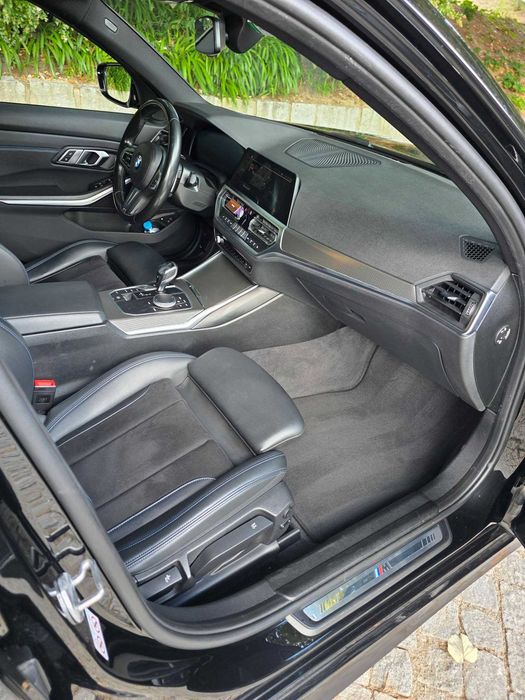BMW 330e xDrive Touring M Sport