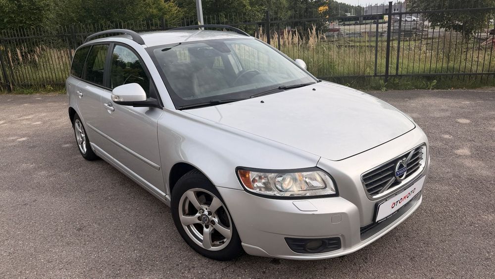 Volvo V50 1.6D bezwypadkowa pełna historia zmieniony rozrząd