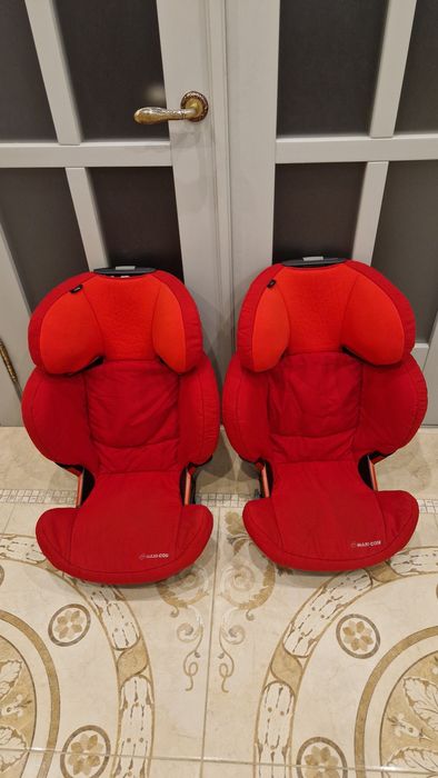 Автокрісла дитячі Maxi-Cosi RodiFix  (2 шт)