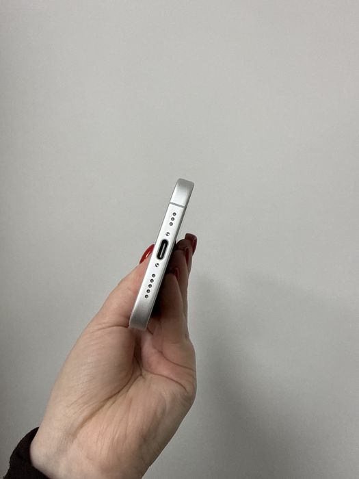 Iphone 17 white 255gb 100%