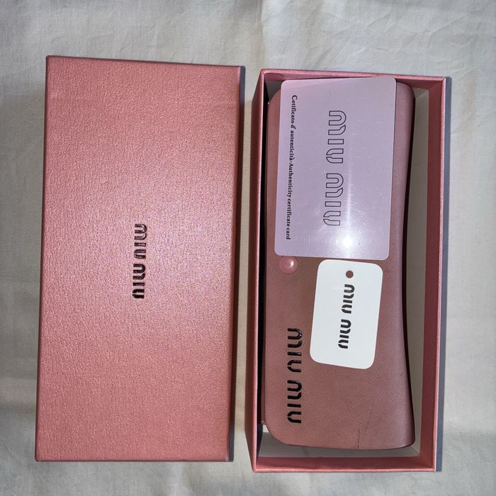 Oculos de Sol MIUMIU