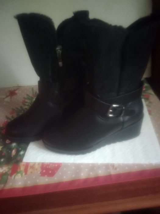 Продам сапожки зимние