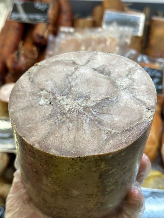 Продаємо оптом Домашні копченості, ковбаси мясо биток сало буженіну