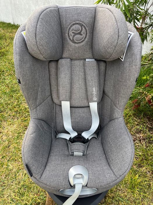 Cadeira auto Sirona Z i-Size com base Isofix