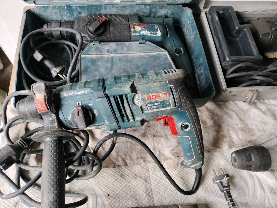 Martelos e tornas Bosch hitachi várias para pecas