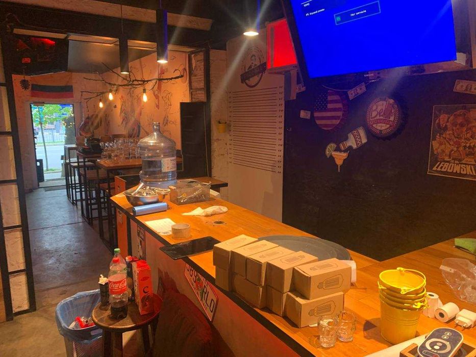 Готовое кафе с мебелью и оборудованием на пр.Науки под кафе, бар и т.д