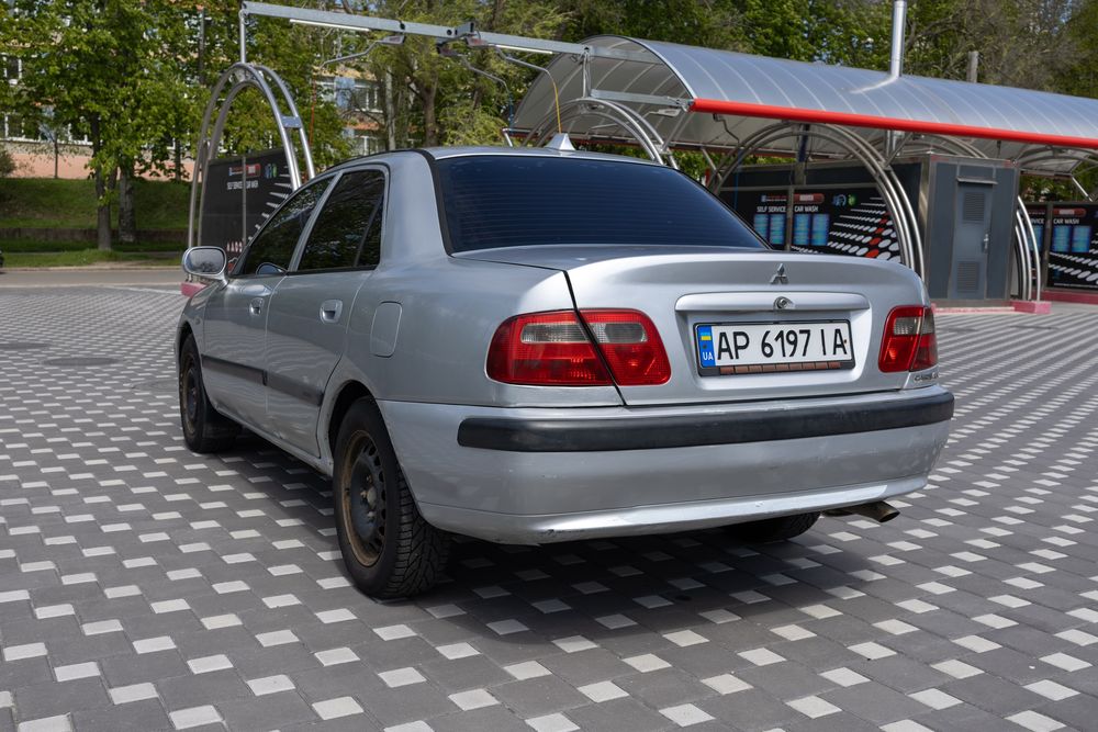 Mitsubishi Carisma 1.6 2001 р.