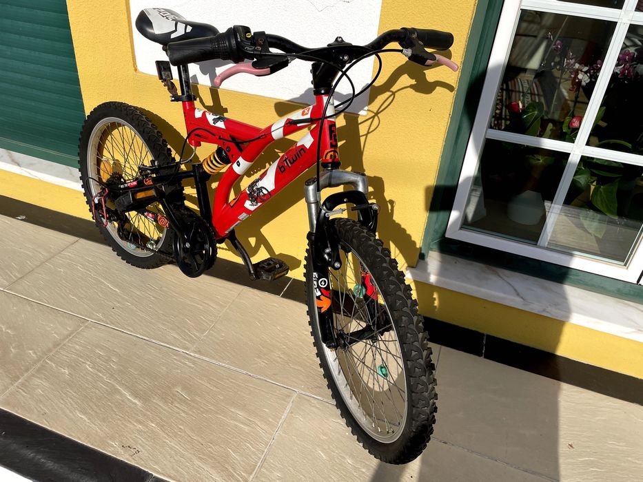 Bicicleta BTT de Criança (6 aos 9 anos)