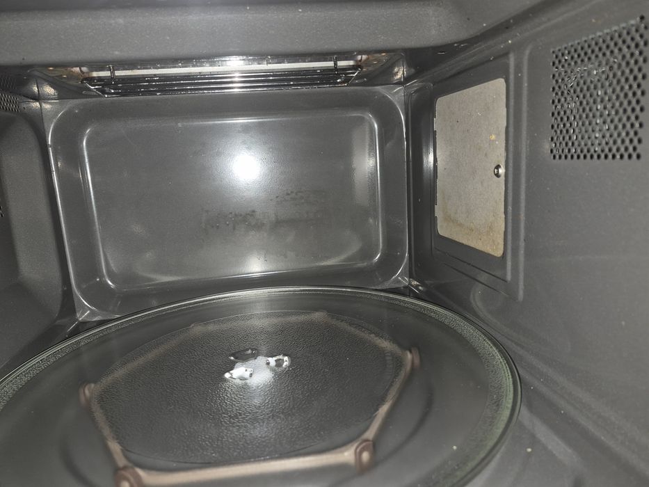 Micro-ondas LG NeoChef MH7265DPS (32 L - Com Grill - Preto)