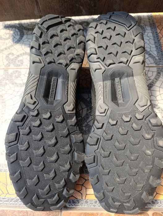 Adidas 45-46p. чоловічі трекінгові кросівки