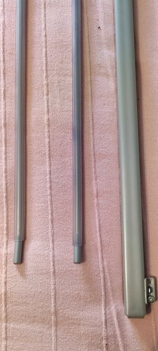 2 Suportes calças extensível para roupeiro .