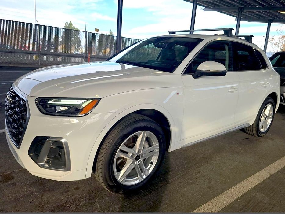 Audi Q5 Premium Plus 55 TFSi eQuattro PHEV (FY) /LED /B&O /ACC /BLIS /kam360