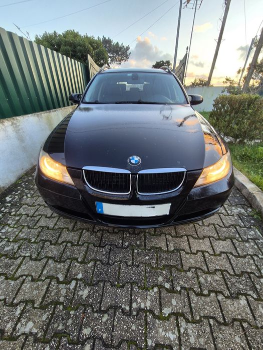BMW 318 d  e91 3 Series