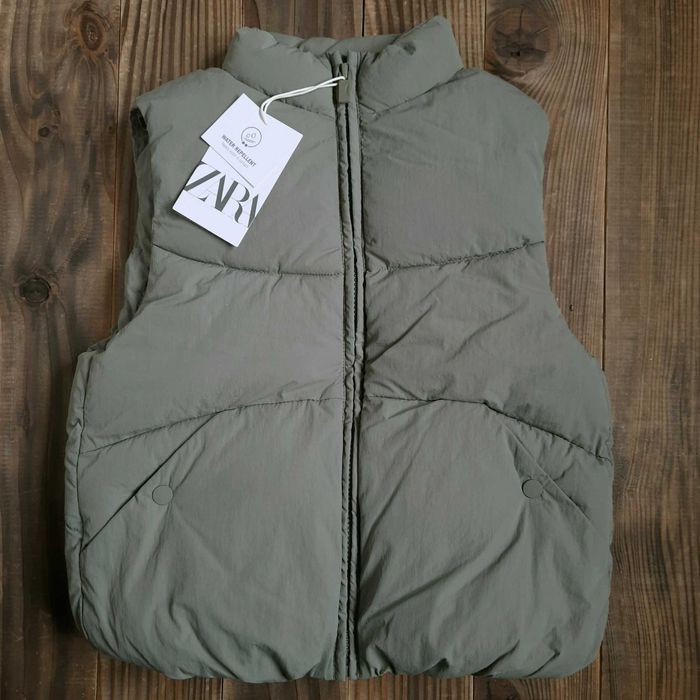 Новий комплект Zara та HM на 3-4 роки, 104. жилетка костюм спортивний