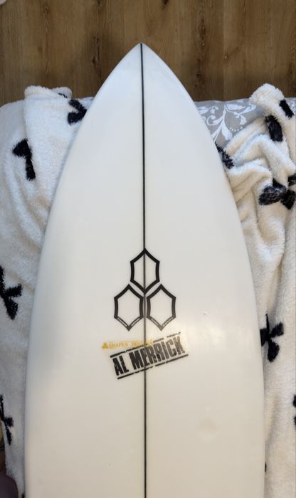 Prancha surf Al Merrick Happy Everyday 5’10 30.9L