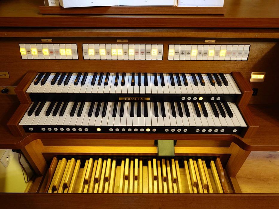 Organy cyfrowe kościelne Johannus VIVO III / Opus 155