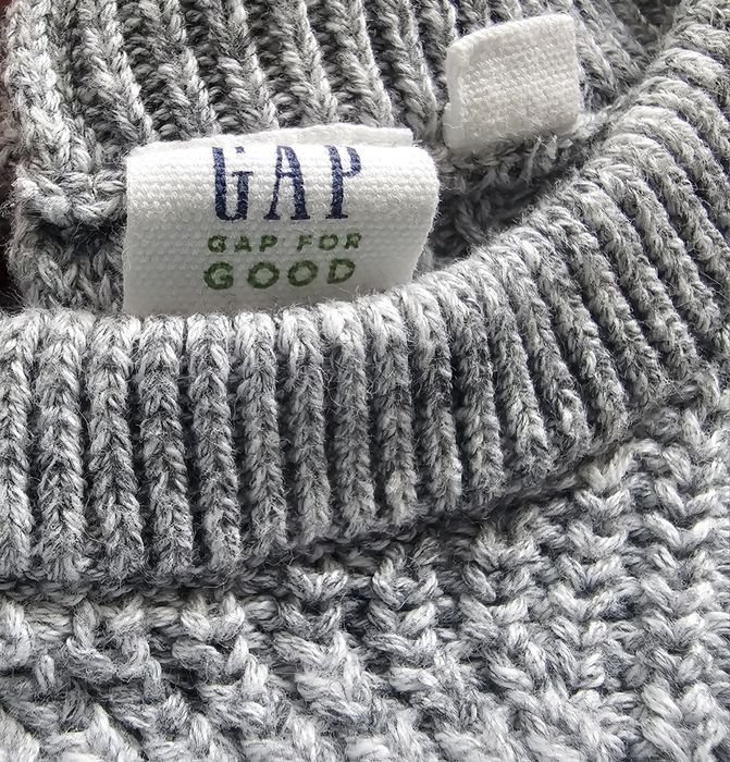Nowy sweter Gap S