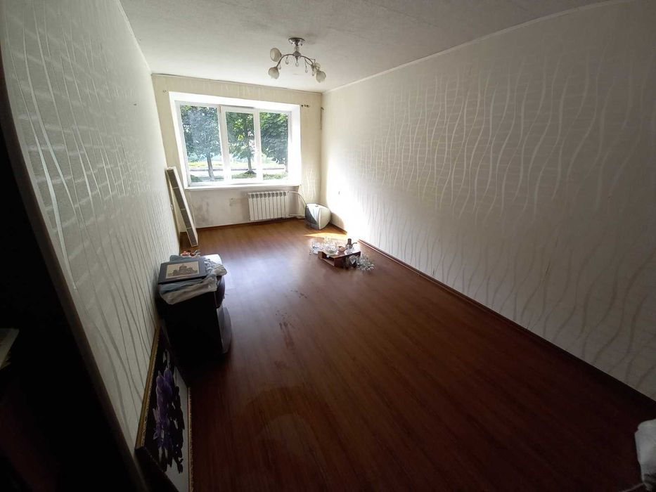 Продам 3 комн. кв-ру в п. Эсхар, центр