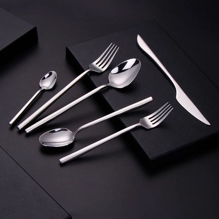 Eleganckie Sztućce srebrne