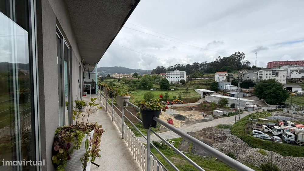 Apartamento T2 Mouriz- Paredes — Paredes, Porto