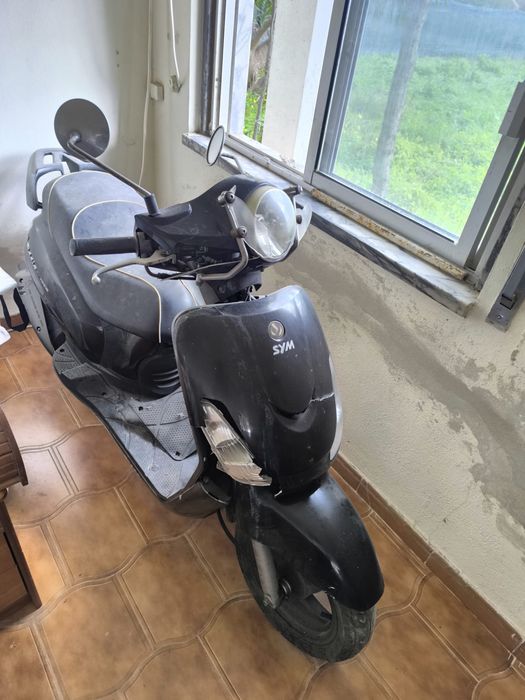 Sym Fiddle II Peças