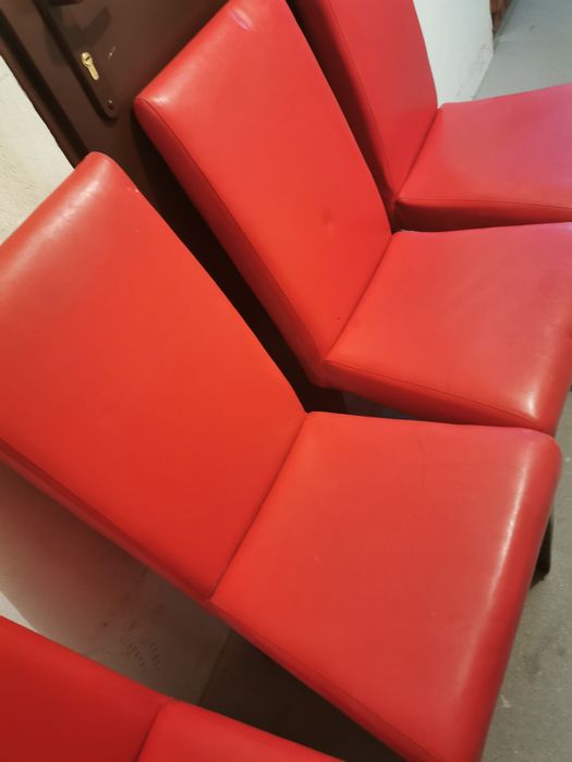 Krzesła z eko skóry 4 sztuki