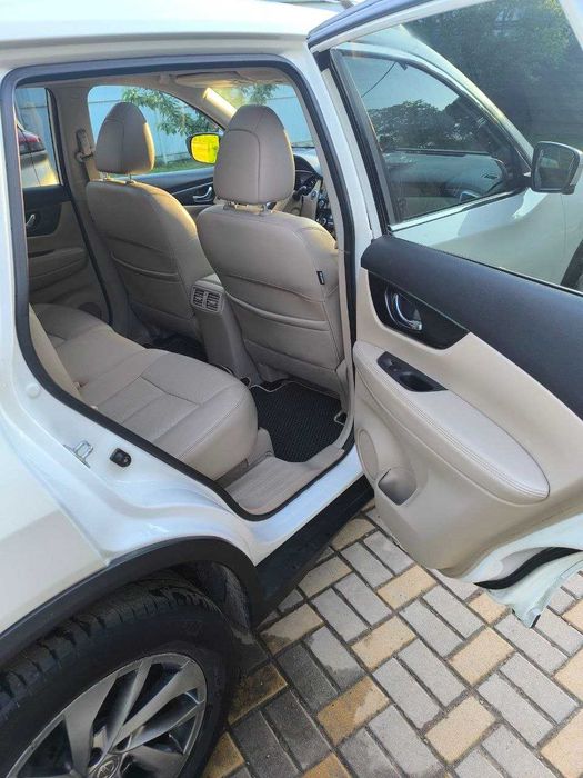 Nissan Rogue T32 SL 4WD