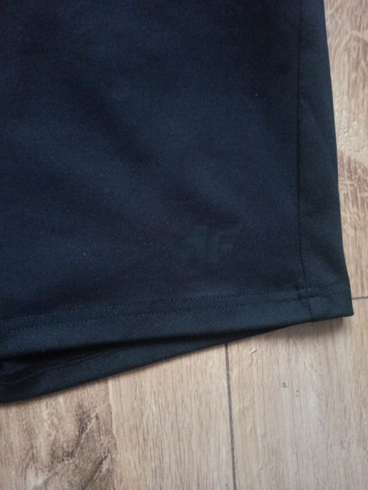 Spodenki sportowe 4f