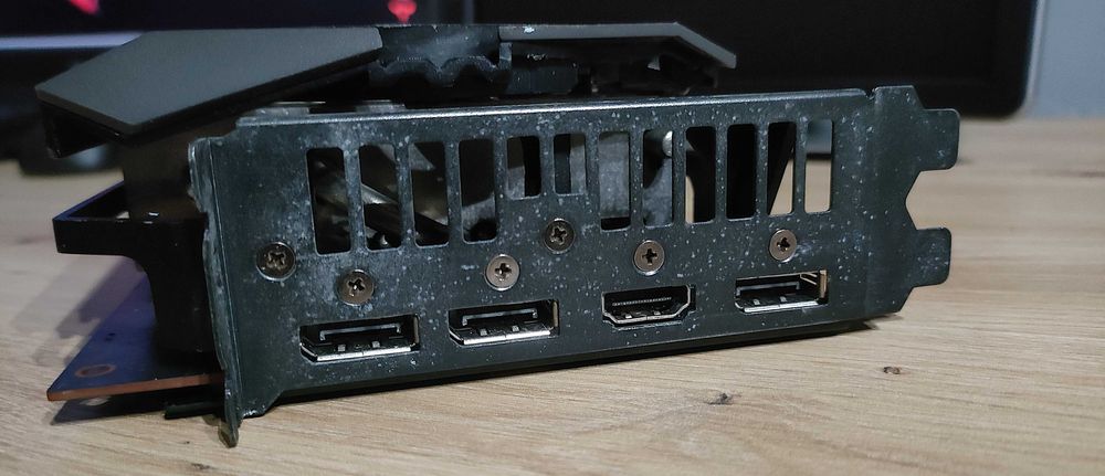 ASUS Strix Rx 5700 XT