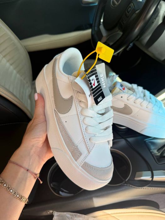 Nike blazer low platform