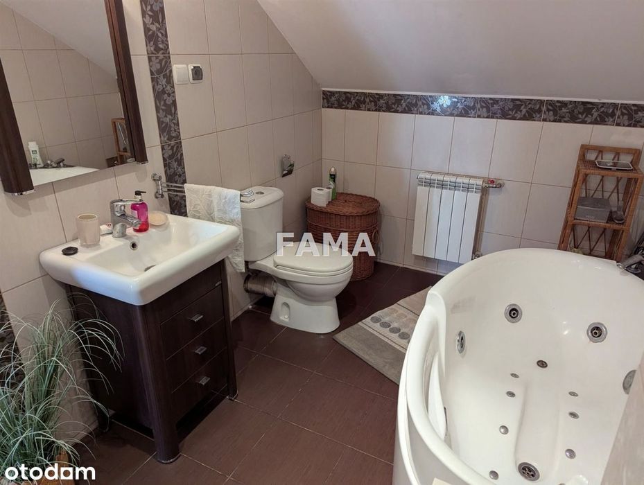 Dom wolnostojący 164 m2, działka 965 m2, Fabianki