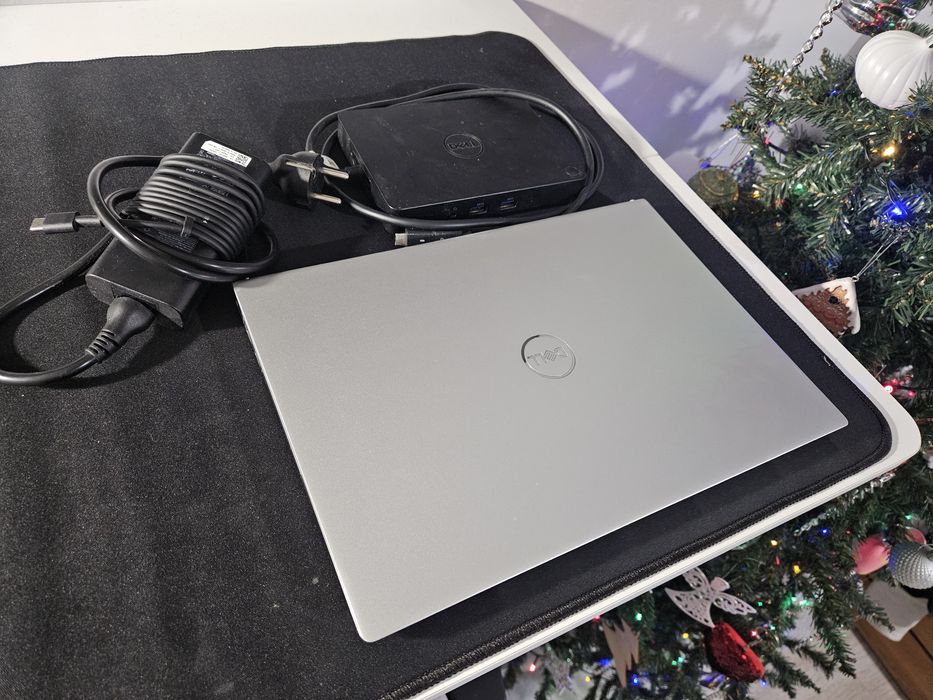 Laptop biznesowy Dell Inspiron 13 2K/i5-11320H/16 Ram/256 NVME/Win11 P