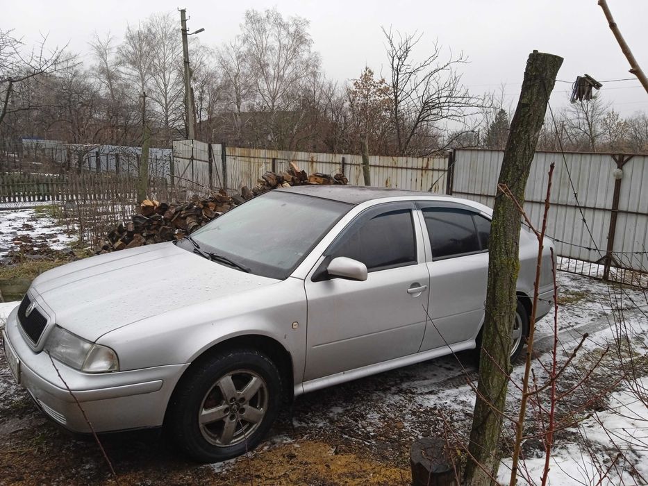 Шкода Октавія Тур Skoda 2000 р.