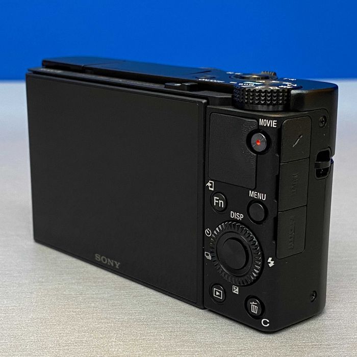 Sony CyberShot DSC-RX100 VII (20.1MP) - 3 ANOS DE GARANTIA