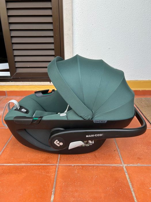Cadeira-auto para bebês - Maxi Cosi